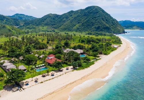 5 HOTEL PINGGIR PANTAI DI LOMBOK, LANSKAPNYA ALAMNYA BIKIN TERPESONA ...